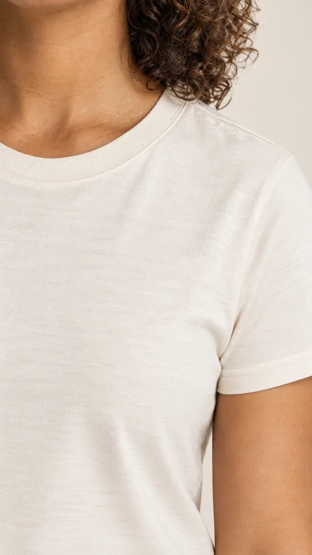 Lia · Detalle de camiseta